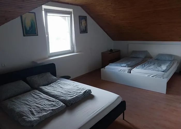 Birutes בית הארחה 3*